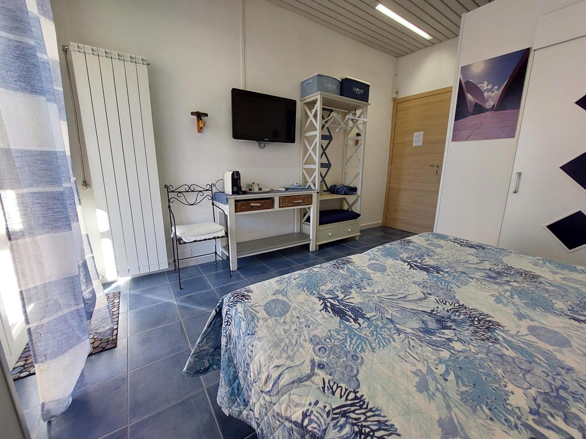 Nughe 'E' Oro Guesthouse Nuoro  Ngoại thất bức ảnh
